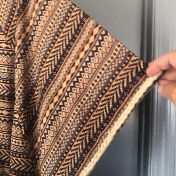 Hayden Los Angeles Women's sweater poncho Aztec southwest Crochet front One Size - Picture 3 of 5